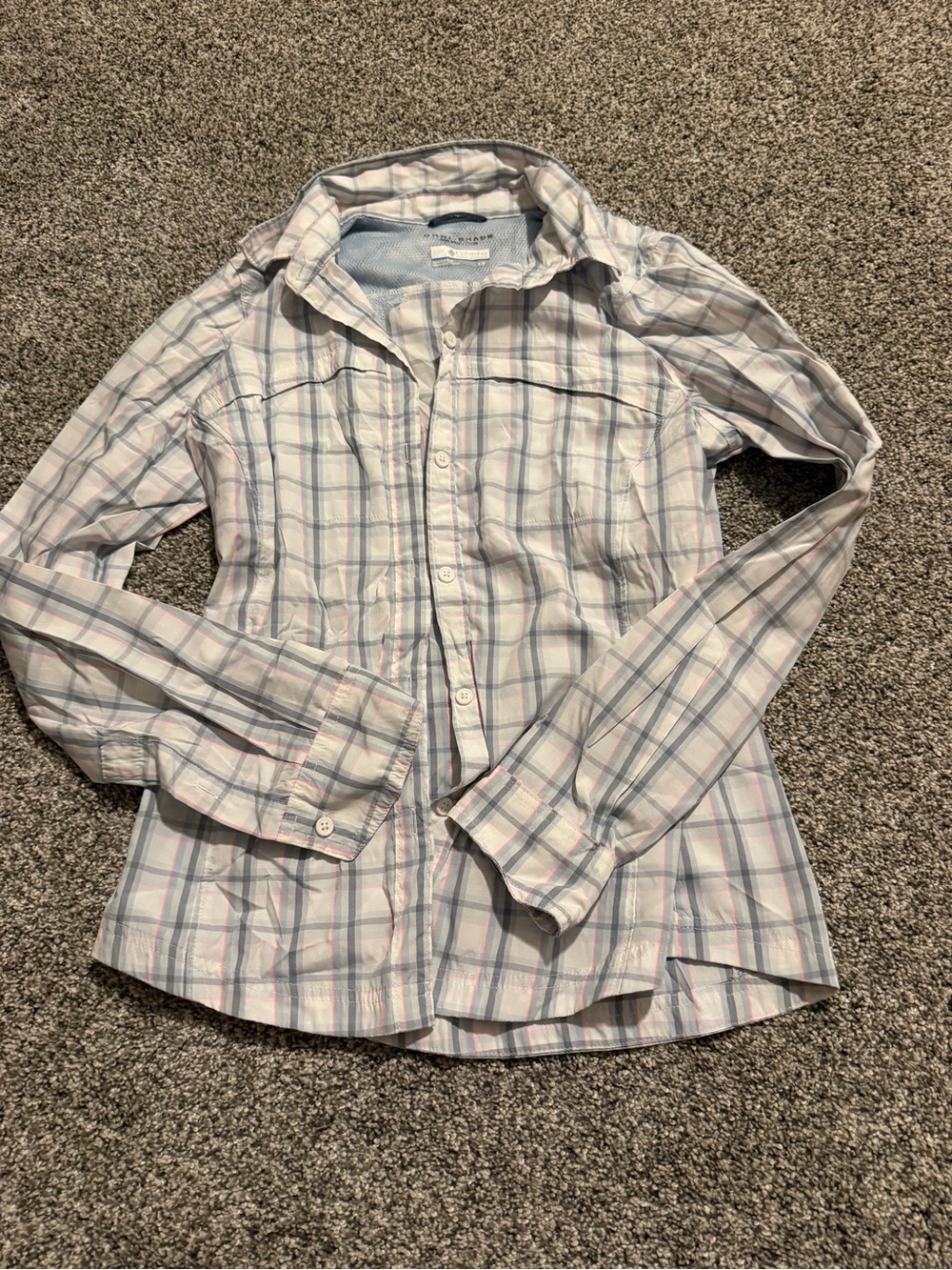 Women’s Lightweight Plaid Button-Down Shirt in White, Blue, Pink